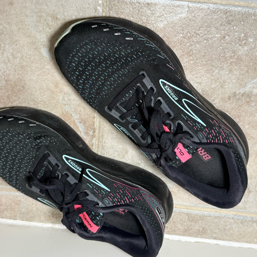 Brooks Black Athletic Running Shoes Size 11